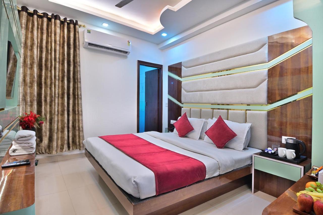 Hotel Star Villa - Budget Friendly New Delhi Buitenkant foto