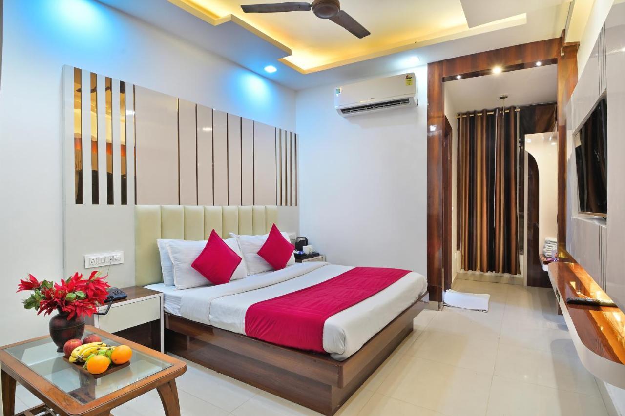 Hotel Star Villa - Budget Friendly New Delhi Buitenkant foto