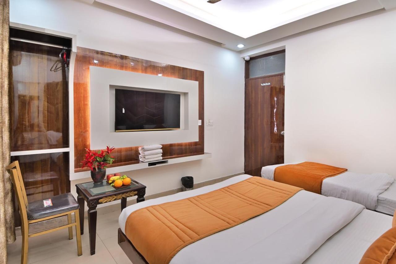 Hotel Star Villa - Budget Friendly New Delhi Buitenkant foto